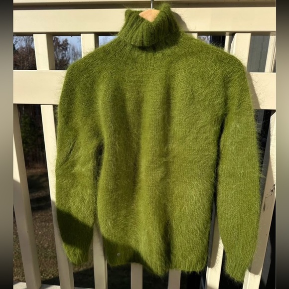 Sweaters - Green Women's Sweater